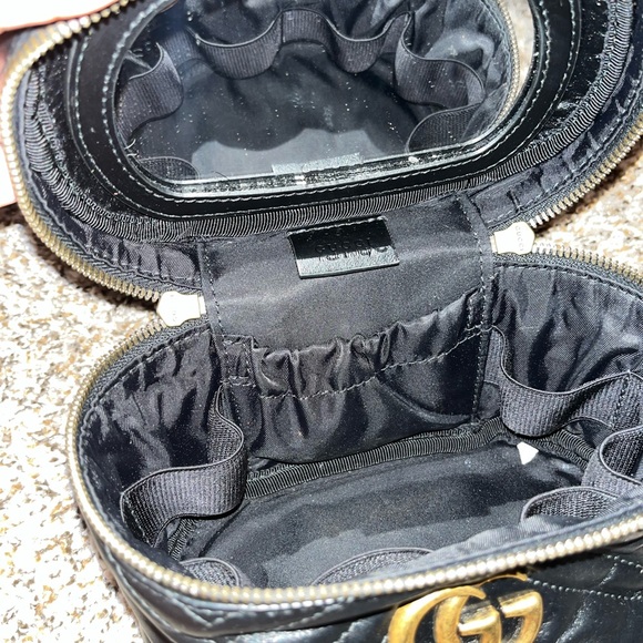 Gucci
Black GG Marmont 2.0 Zip Around Cosmetic Bag - Picture 4 of 4
